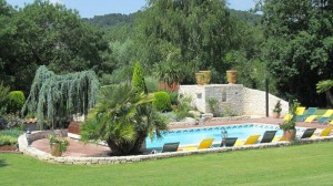 Oasis de Boisset Un Mas provençal au charme authentique...