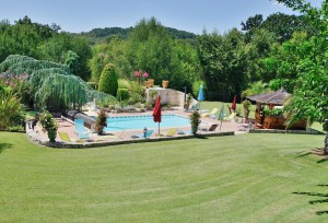 Oasis de Boisset A la découverte de la Villa et du Mas en 3D...